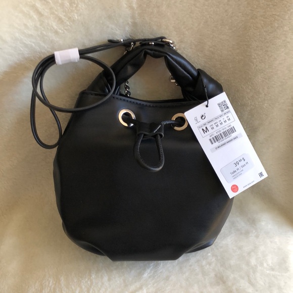 NWT Zara minimalist small bucket crossbody - Picture 2 of 6